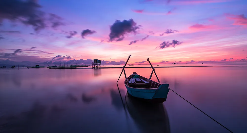 boat-at-sunset