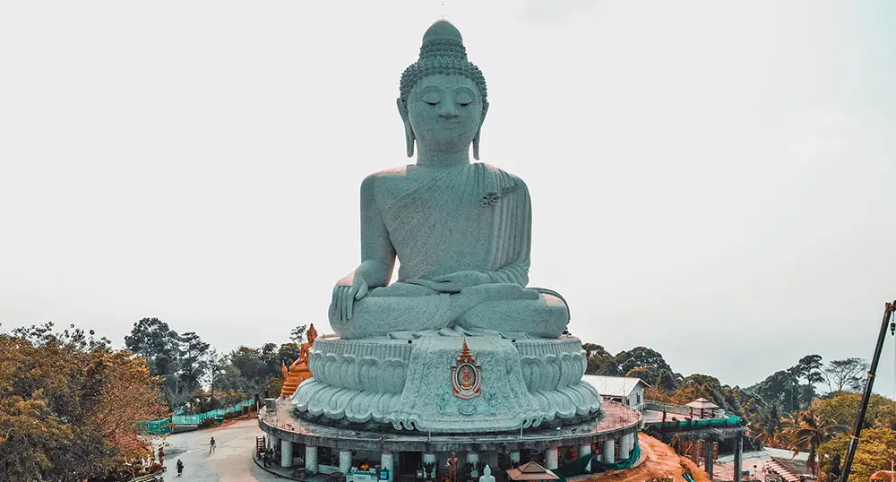 buddha-statue-town-center-india